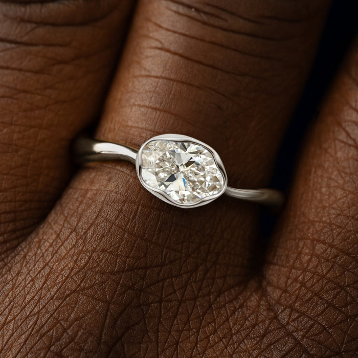 Diamond Liquid Ring