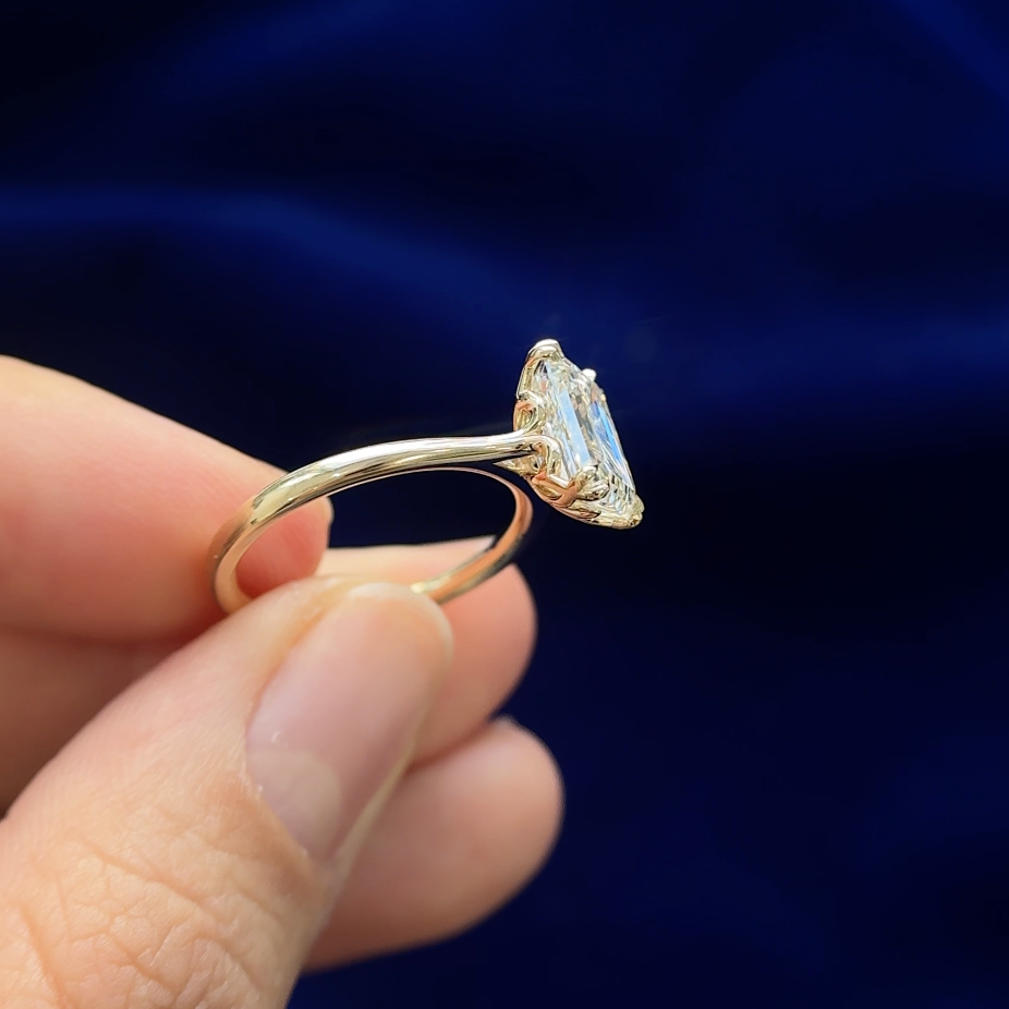 14k Yellow Gold and 4-Double-petal-prongs Scroll-Cathedral 2.5ct Emerald-cut High-set F VVS 1.5 ratio Lab DIamond on 2mm Mix Mirror Band Custom Ring, Size 5.5