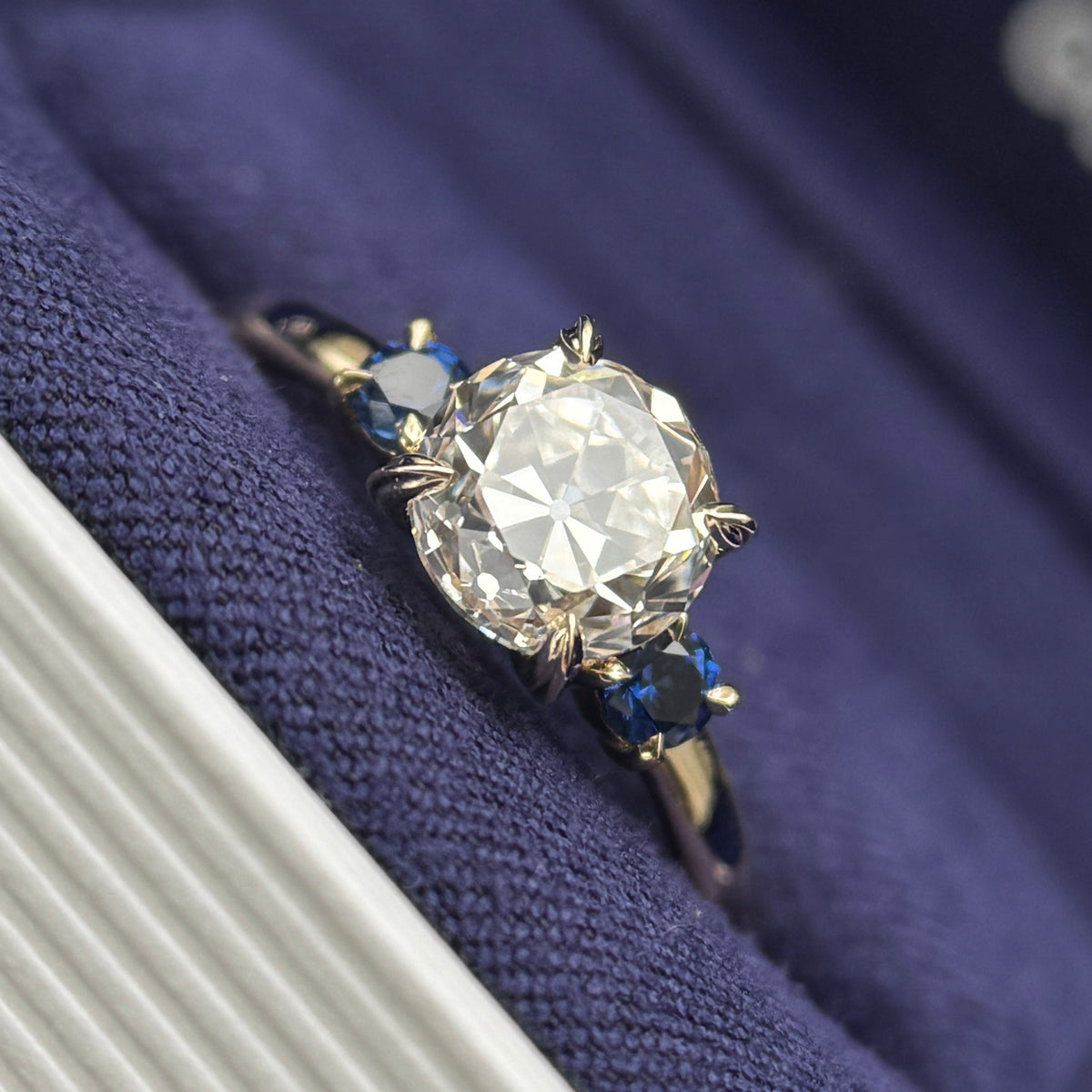 14k Yellow Gold with 1.50ct Custom-grown Antique-cut Round Lab Diamond with 2pc 3mm Lab Sapphires on 2mm Mix Mirror Band Custom Ring, size 8.25