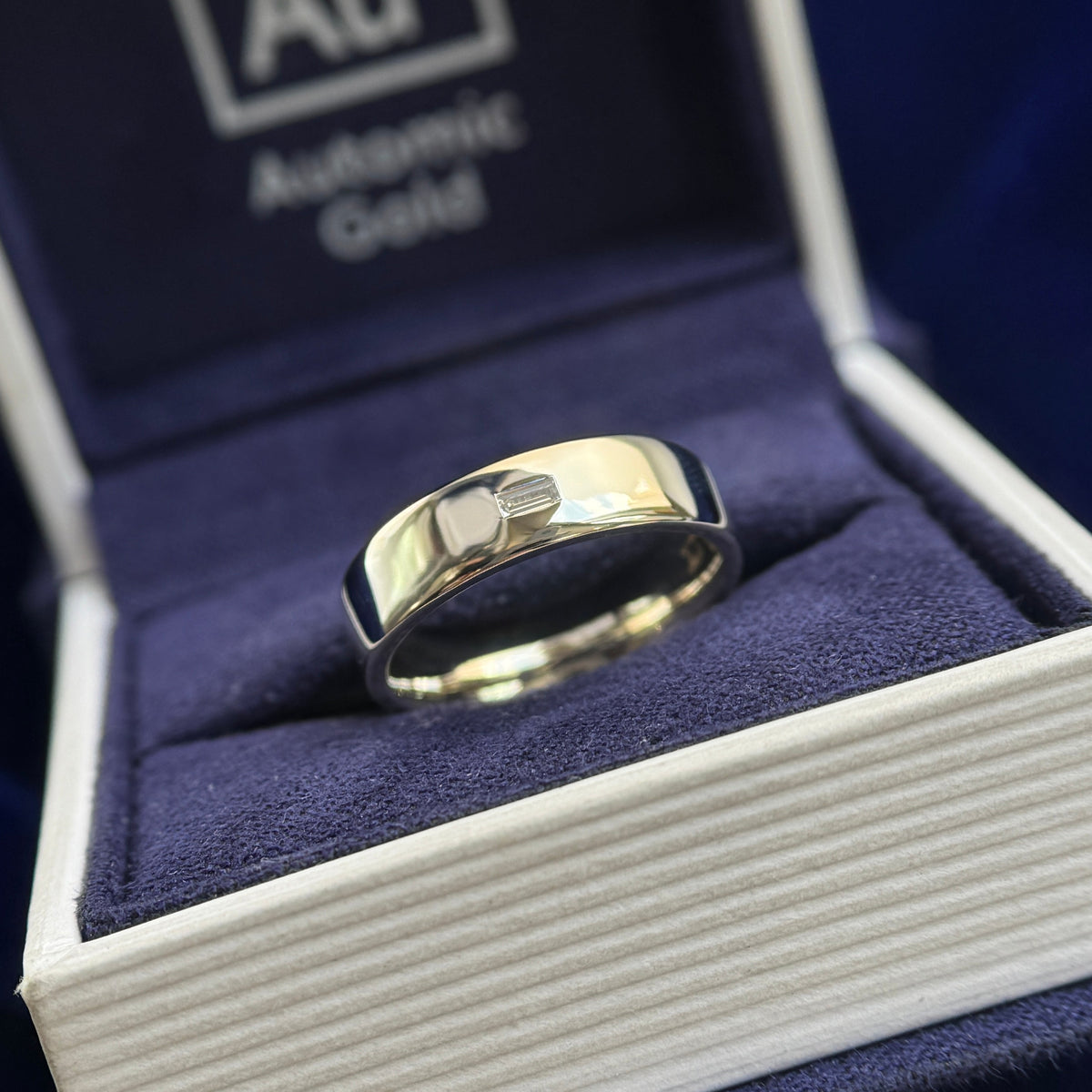 14k Champagne Gold 3x1.5mm Lab Baguette Diamond on 5mm Industrial Mirror Band Custom Ring, Size 5.5