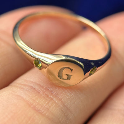 14k Yellow Gold 2pc 2mm Olive Green Sapphires Signet Ring with Custom Engraved letter G on top and S on the inside of the band, Size 9