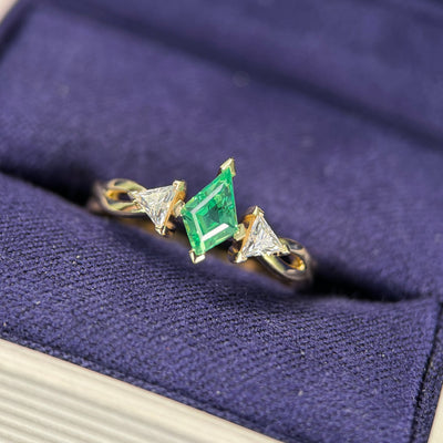 14k Yellow Gold Custom-cut Hexagon Green Lab Sapphire and 2pc Triangle Moissanites on Twisted Band, Size 5.5
