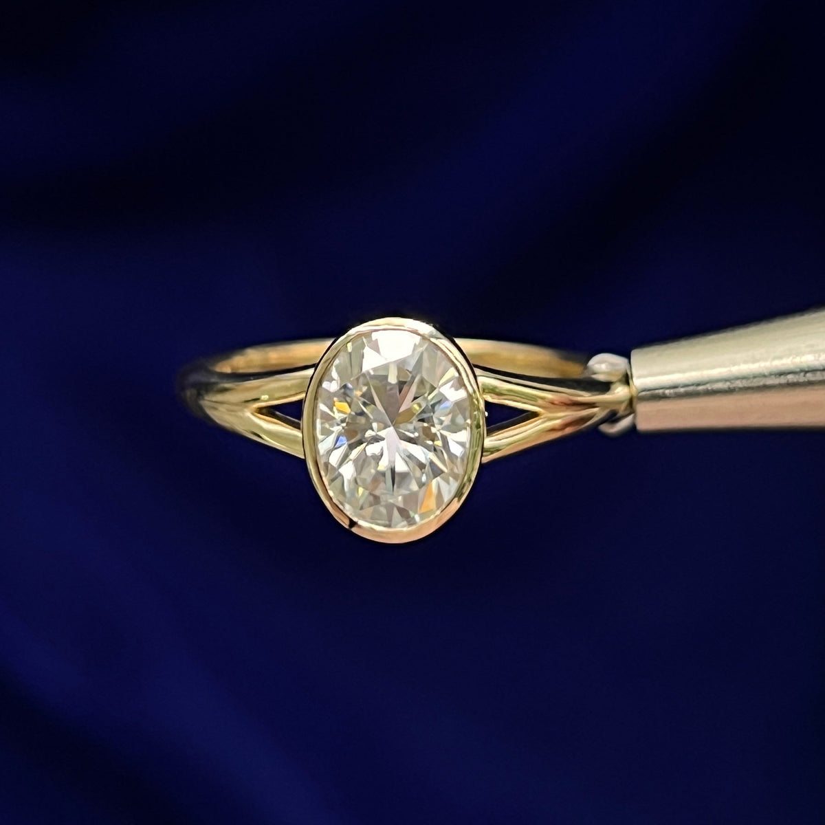 14k Yellow Gold and 2ct 9x7mm Oval Moissanite Split Shank Custom Ring, size 8.25