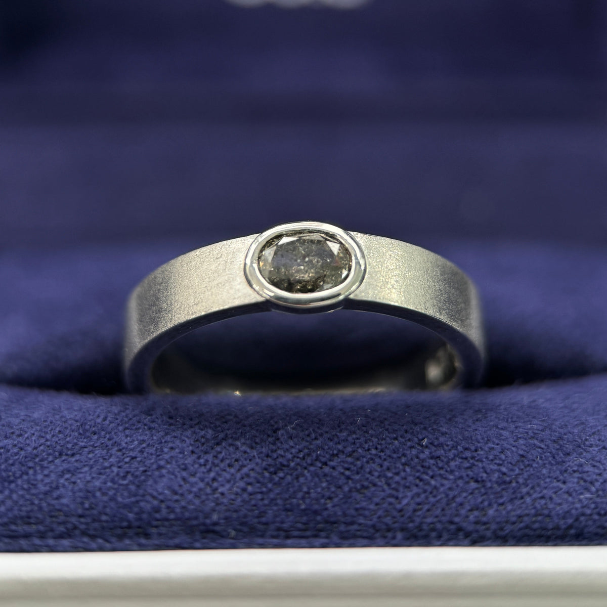 950 Platinum & Bezel-sideways-set 0.40ct Oval Salt-and-pepper Diamond on 4mm Industrial Matte Band, size 6.5