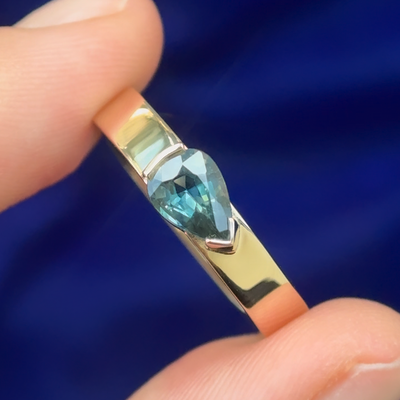 14k Yellow Gold 1.22ct Pear Green/Blue Sapphire on 4mm Custom Industrial Mirror Band, Size 9