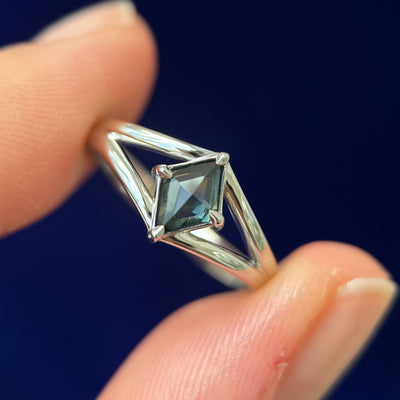 950 Platinum & 0.80ct Custom-cut Teal Sapphire Kite Ring, size 6